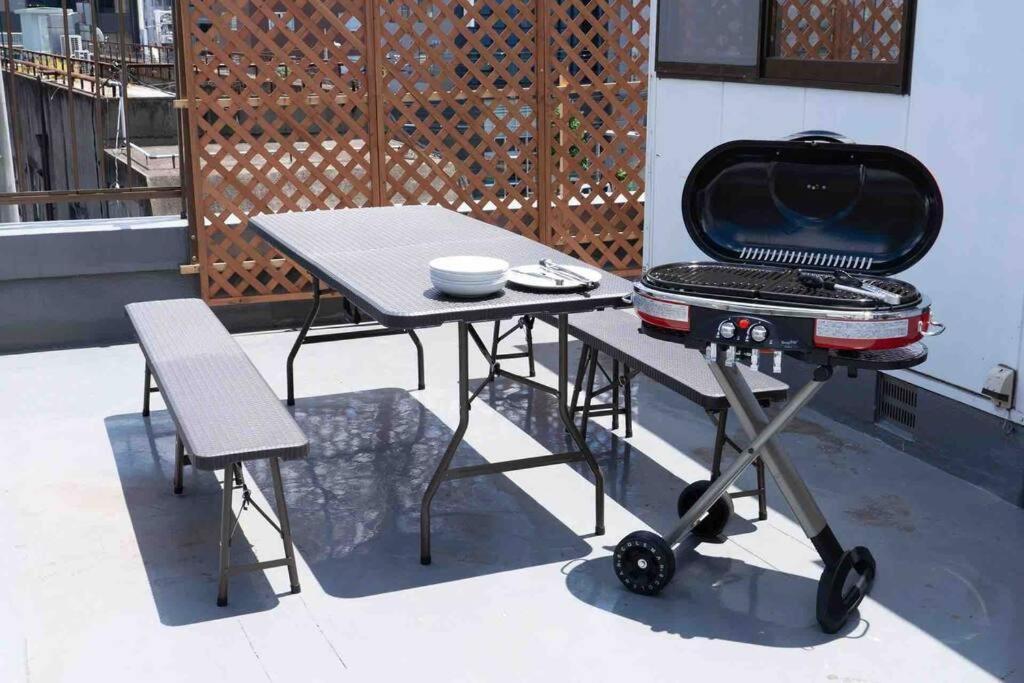 Sanacion Namba: Spacious 5LDK with BBQ-Ready Balcony Osaka Exterior photo
